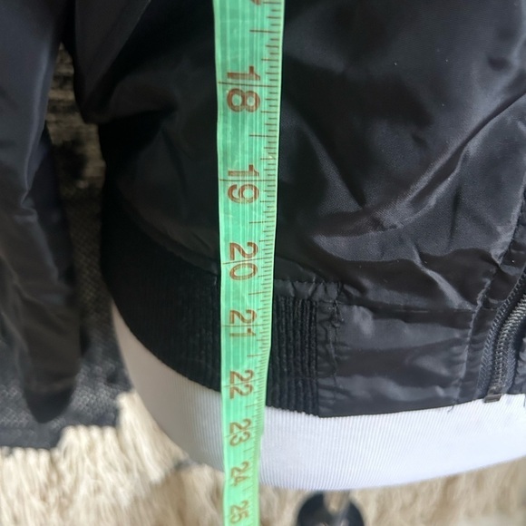 Hipchik Couture apres ski bomber jacket NWT - Picture 6 of 10